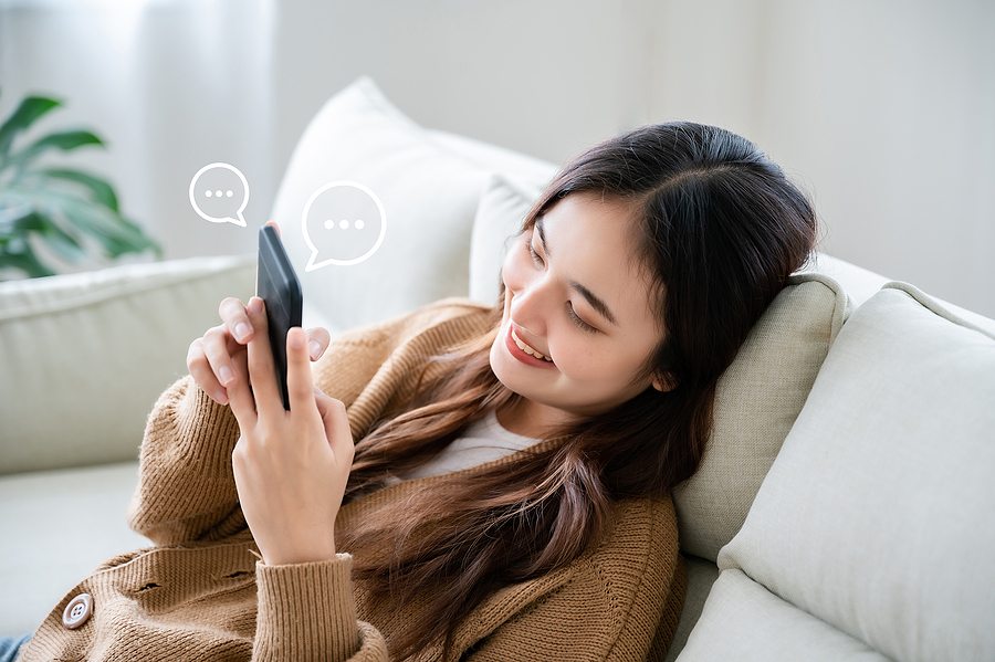 5 SMS Marketing Strategies for Connecting with Customers